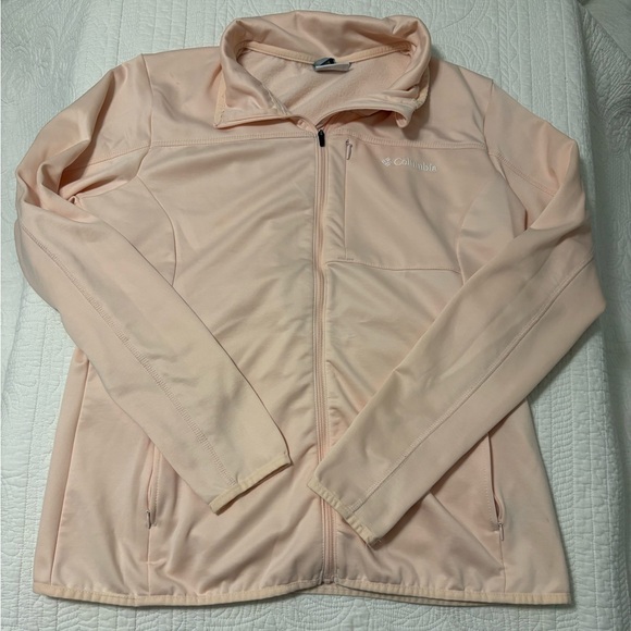 Columbia Jackets & Blazers - Columbia Women's Light Pink lightweight zip up